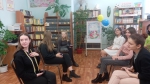 Подсказка: Наведите курсор на верхнюю часть правой или левой стороны картинки, для просмотра следующего или предыдущего изображения.Вы просматриваете изображения из статьи:Классные девчонки