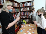 Подсказка: Наведите курсор на верхнюю часть правой или левой стороны картинки, для просмотра следующего или предыдущего изображения.Вы просматриваете изображения из статьи:Библиосумерки 2021