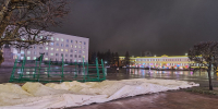 Главную новогоднюю елку начали монтировать в Ставрополе - ATVmedia.Ru