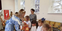 Из Ставрополя в школы ЛНР передали почти 500 новогодних подарков - Вечерний Ставрополь