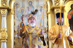 Митрополит Кирилл совершил Литургию и панихиду в Серафимо-Дивеевском монастыре