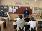 Настоятель храма Архистратига Михаила станицы Беломечетской провел беседу с учащимися школы № 7