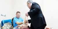Губернатор Ставрополья навестил в госпитале участников СВО - ИА Победа 26