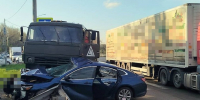 Водитель получил травмы при ДТП с грузовиком в Невинномысске - Телеканал СвоёТВ