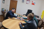 Бойцу спецоперации в Советском округе передали ключи от УАЗа