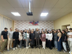 Работать со студенческой молодежью
