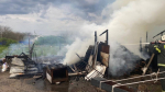 Пожарные спасли домашнюю живность из горящей хозпостройки в Грачёвском округе