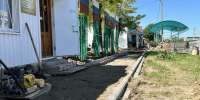 Ремонт тротуара стартовал в селе Апанасенковского округа - Телеканал СвоёТВ