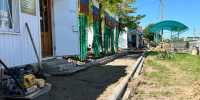 В Дивном проходит обновление тротуара - Вечерний Ставрополь