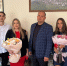 Мэр Железноводска вручил медали супругам добровольцев, находящихся в зоне СВО - Вечерний Ставрополь