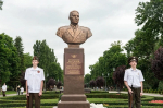 Бюст Герою Советского Союза Василию Маргелову открыли в Пятигорске