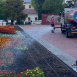 Цветники Ставрополя стали сильнее поливать из-за жары