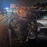 Автоледи из Ставрополя на «БМВ» поздним вечером врезалась в грузовую «ГАЗель»