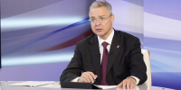 ГУБЕРНАТОР ВЛАДИМИРОВ НА ПРЯМОЙ ЛИНИИ ПОРУЧИЛ ПРОРАБОТАТЬ МЕРЫ ПОДДЕРЖКИ БОРЬБЫ С АМБРОЗИЕЙ В МУНИЦИПАЛИТЕТАХ КРАЯ - Губернатор