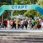 «Забег в национальных костюмах» прошел на Студвесне в Ставрополе