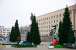 Площадь Ленина в Ставрополе украшают к Новому году