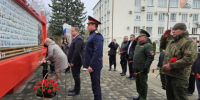 Сотрудники СК России по Ставропольскому краю приняли участие в мероприятиях, приуроченных ко Дню Героев Отечества - СУ СК РФ