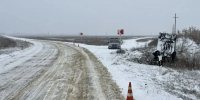 Водитель вылетевшего с трассы автомобиля погиб на Ставрополье - Комсомольская Правда