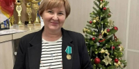 Медаль «За помощь фронту» получила директор лицея №6 в Невинномысске - ИА Победа 26