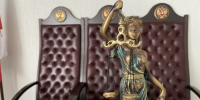 Напавшего с кулаками на мать мужчину осудили на 10 лет колонии на Ставрополье - Телеканал СвоёТВ