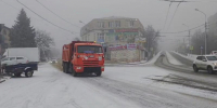 Сюрпризы непогоды устраняют коммунальщики Ставрополя с помощью более 300 тонн песка и соли - Bloknot-Stavropol.Ru