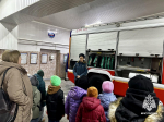 Ставропольские дошкольники подарили музыкальный сюрприз огнеборцам МЧС России