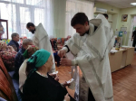 Духовенством Медвеженского благочиния совершено Таинство Соборования в доме-интернате села Преградного