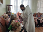 Духовенством Медвеженского благочиния совершено Таинство Соборования в доме-интернате села Преградного