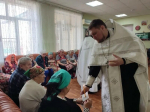 Духовенством Медвеженского благочиния совершено Таинство Соборования в доме-интернате села Преградного