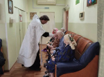 Духовенством Медвеженского благочиния совершено Таинство Соборования в доме-интернате села Преградного