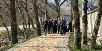 Партдесант проверил благоустройство в Железноводске и Кировском округе - ИА Победа 26