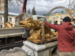 В Ставрополе продолжаются ремонтно-реставрационные работы декоративной стенки «Дельфины».