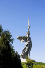 Автопробег памяти: волонтёрская миссия студентов РТУ МИРЭА в Волгограде продолжается