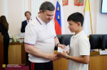 Юные жители Ставрополя получили паспорта накануне Дня России