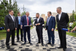 Сквер «Героев России» в Ставрополе посетил Владимир Якушев и Владимир Владимиров