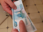 Парикмахер из Ессентуков украл у клиента деньги якобы на лечение больной матери