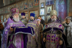 В день праздника Воздвижения Креста Господня митрополит Кирилл совершил Божественную литургию в Крестовоздвиженском храме города Ставрополя