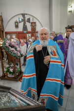 В день праздника Воздвижения Креста Господня митрополит Кирилл совершил Божественную литургию в Крестовоздвиженском храме города Ставрополя